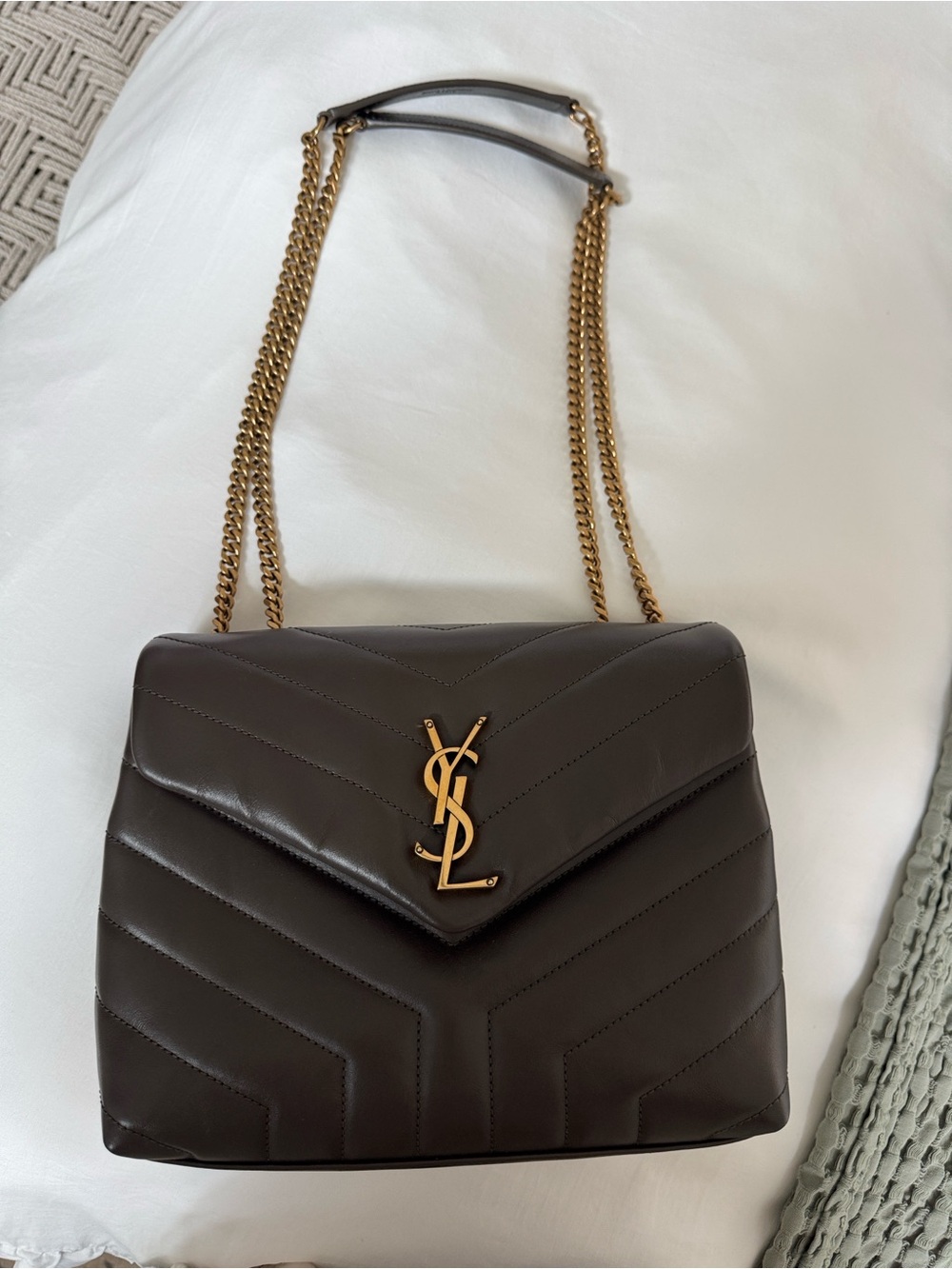 Excellent condition! Saint Laurent LouLou Satchel Small DC/SN 494699 0424